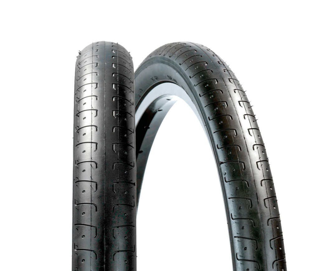 Pneu 1.50 aro 26 Clearance